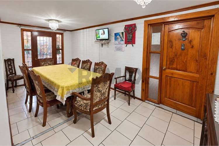 Acogedora casa de 2 pisos en maipú - Imagen 8