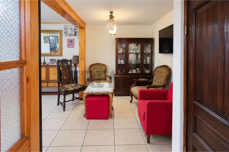 Acogedora casa de 2 pisos en maipú - Imagen 3