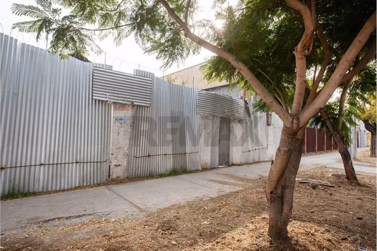 Terreno en venta 900 m² uso comercial - Imagen 19