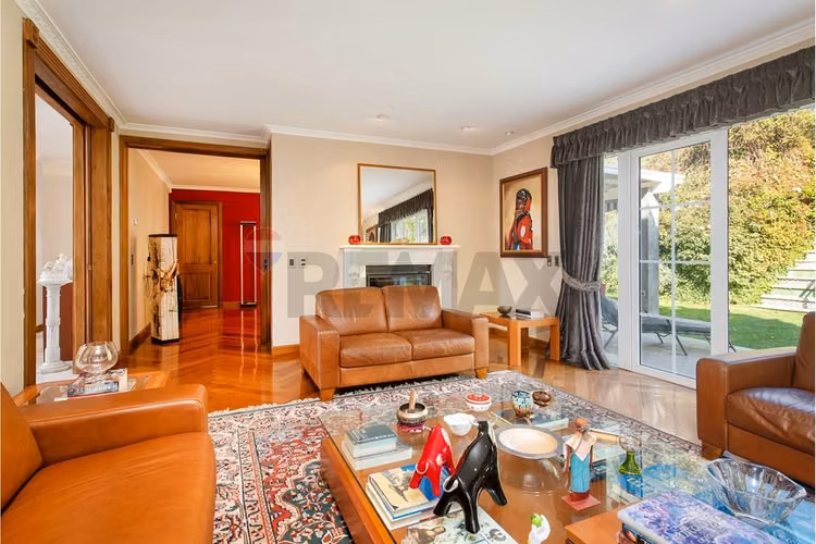 Venta casa inglesa 5d + estar + escritorio - Imagen 10