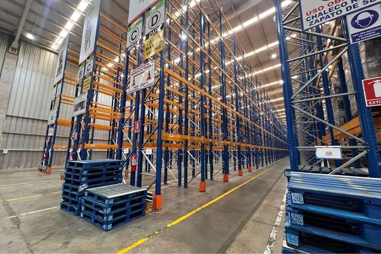 Bodega con andenes en lo boza, quilicura - Imagen 7