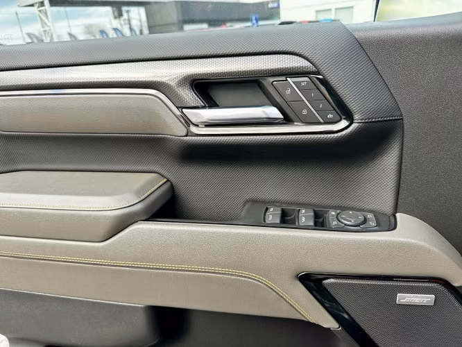 Chevrolet Silverado 6.2 Aut 2024 - Imagen 16