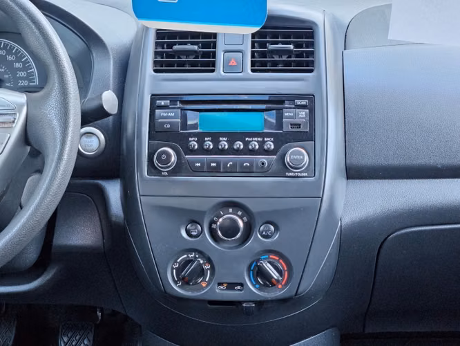 Nissan Versa 1.6 Sense Mt 2015 - Imagen 10