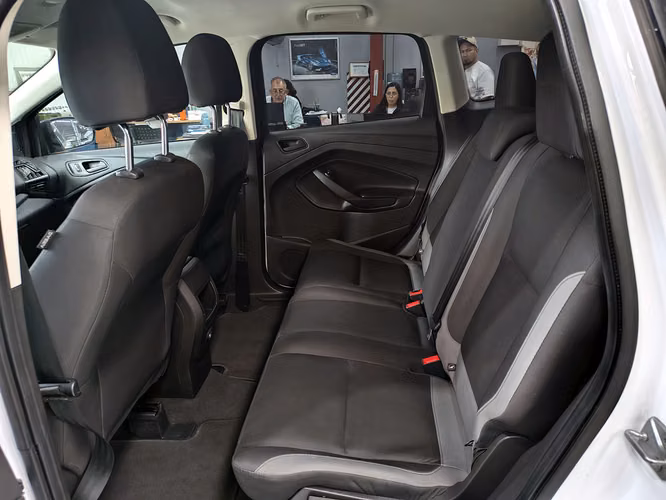 FORD ESCAPE 2015 - Imagen 17