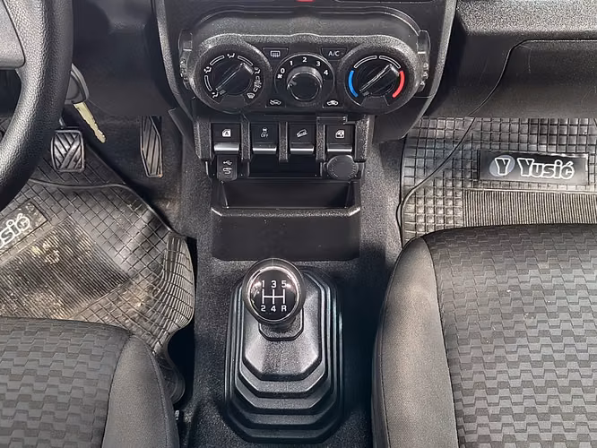 SUZUKI JIMNY 2023 - Imagen 15