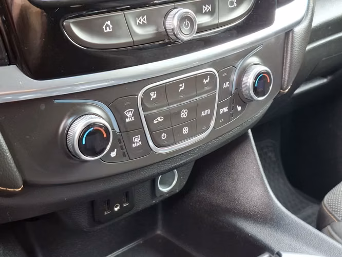 CHEVROLET TRAVERSE 2021 - Imagen 18