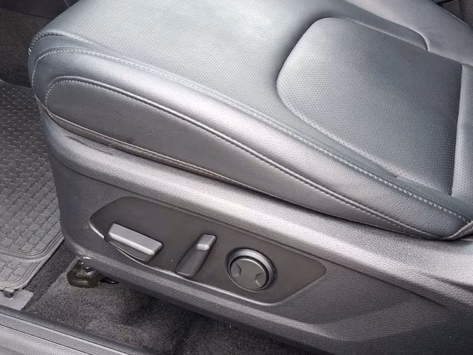 KIA SPORTAGE 2023 - Imagen 10