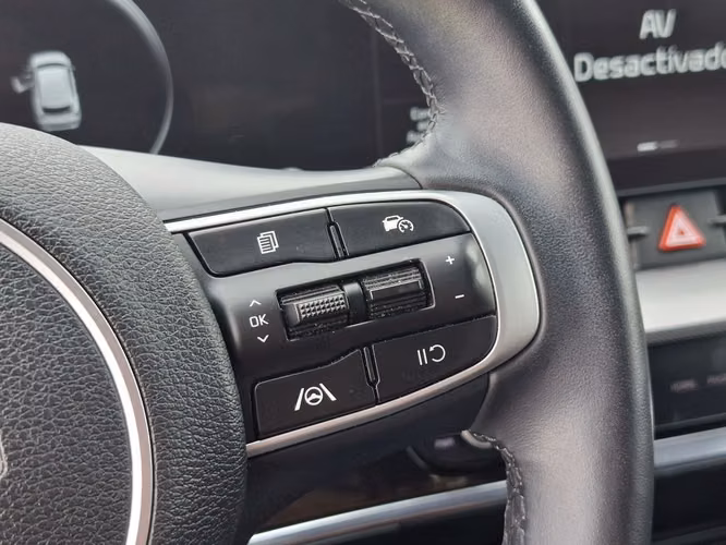 KIA SPORTAGE 2023 - Imagen 17