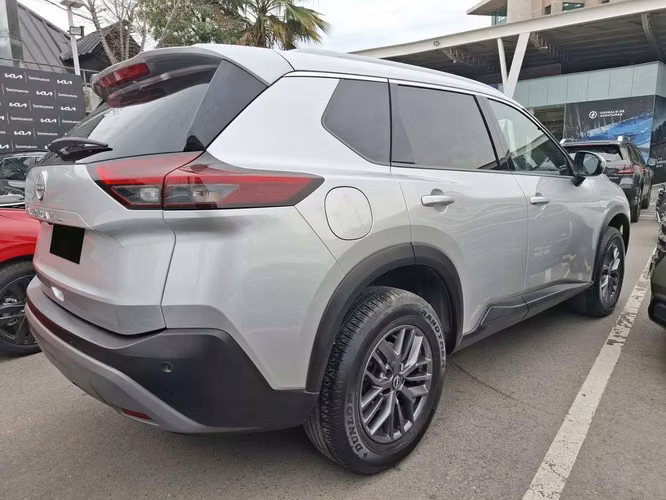 NISSAN X-TRAIL 2024