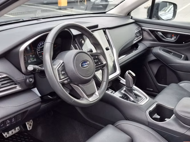 SUBARU OUTBACK 2023
