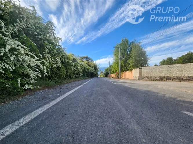 Casa en venta de 6 dorm. en Placilla