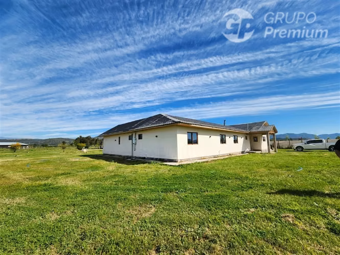 Casa en venta de 6 dorm. en Placilla