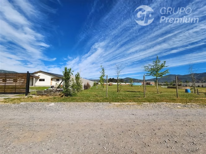 Casa en venta de 6 dorm. en Placilla