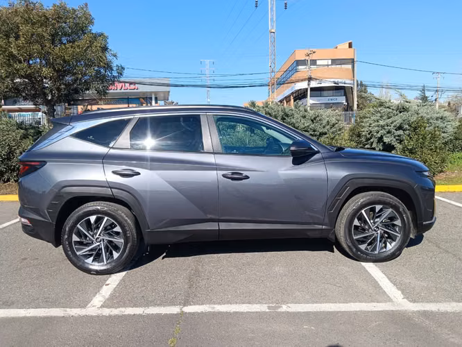 2024 Hyundai Tucson 2.0 NX4 PLUS 2WD MT 5P. - Imagen 4