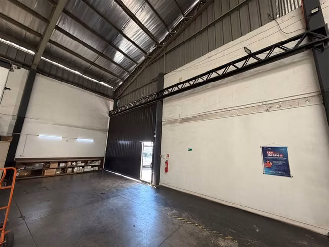 Oficina en arriendo en Macul