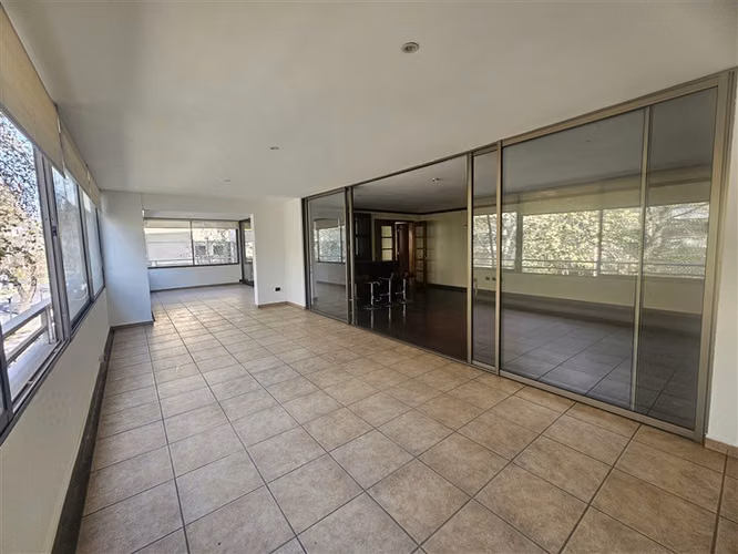 Departamento venta 4 dorm + servicios, 6 estac. Providencia - Imagen 10