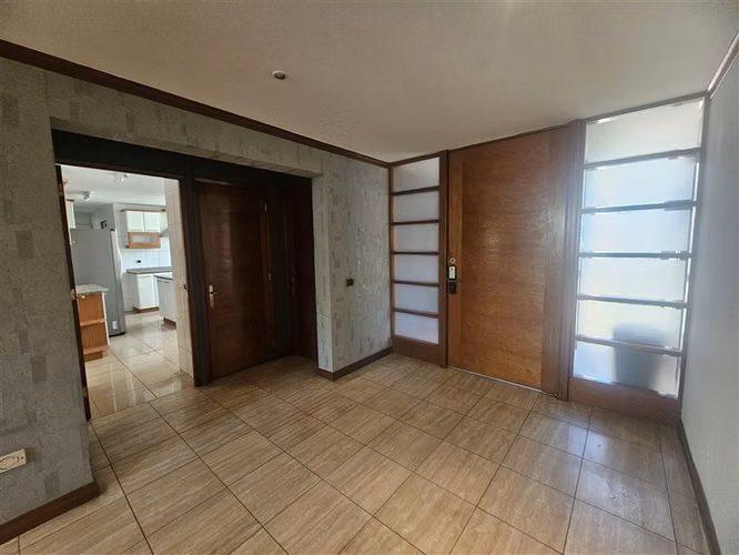 Departamento venta 4 dorm + servicios, 6 estac. Providencia - Imagen 3