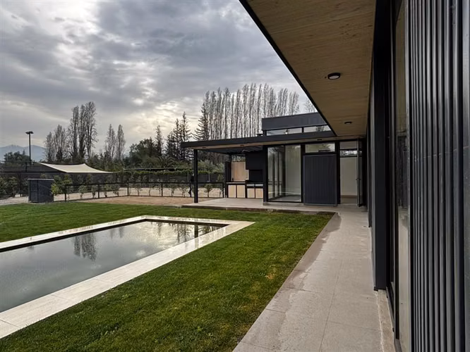 Casa en condominio Santa Luisa, 3D + serv, piscina, quincho - Imagen 38