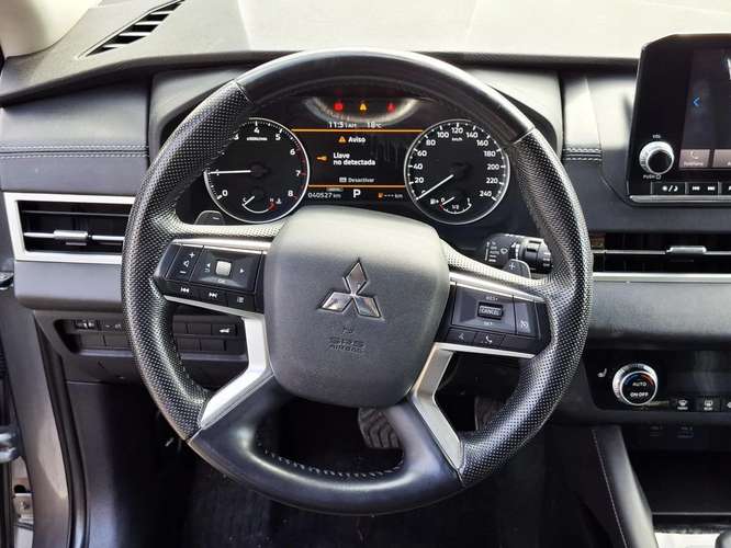 MITSUBISHI OUTLANDER 2022 - Imagen 17