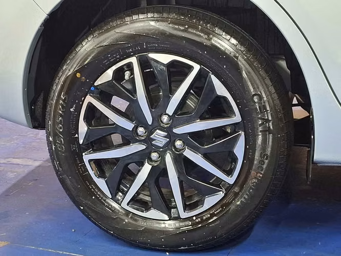 SUZUKI DZIRE 2026 - Imagen 8