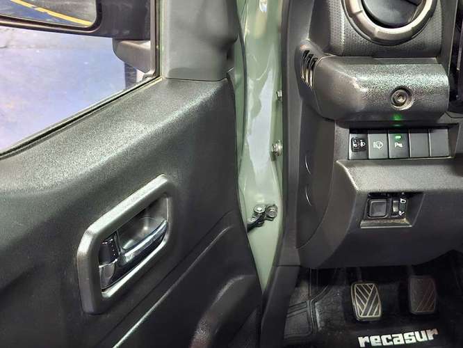 SUZUKI JIMNY 2024