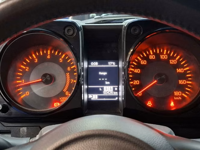 SUZUKI JIMNY 2024 - Imagen 10