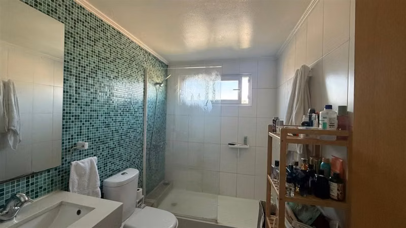Metro Bustamante,departamento duplex.2 dor - Imagen 13