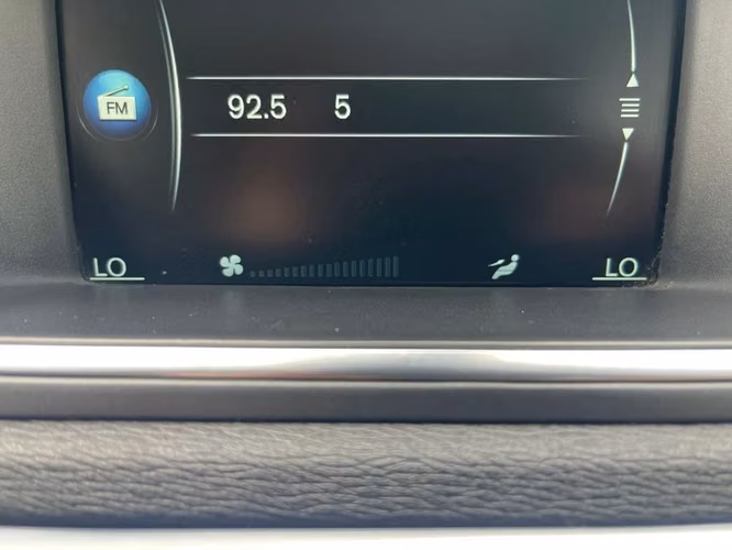 VOLVO V40 2016 - Imagen 14
