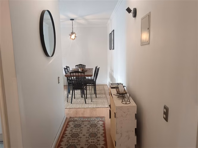 Departamento en venta de 2 dorm Las Condes/ EXCELENTE ESTADO - Imagen 3