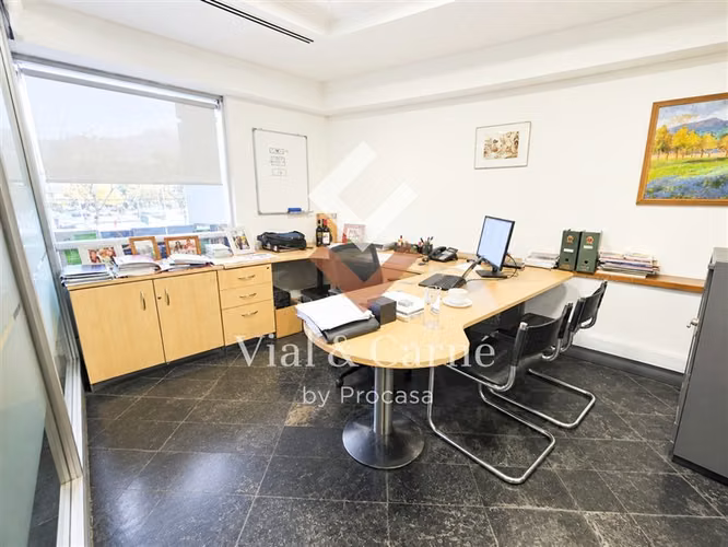 Local Comercial en Arriendo en Las Condes - Imagen 2