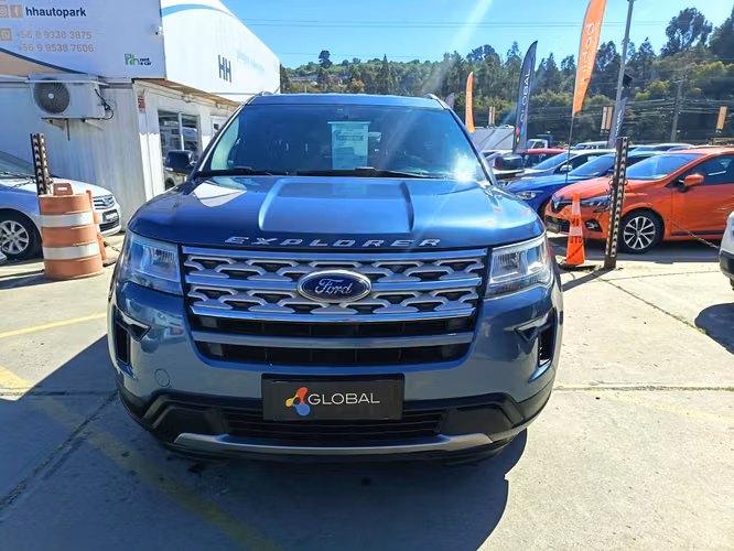 Ford Explorer XLT 4X2 5P. - Imagen 10