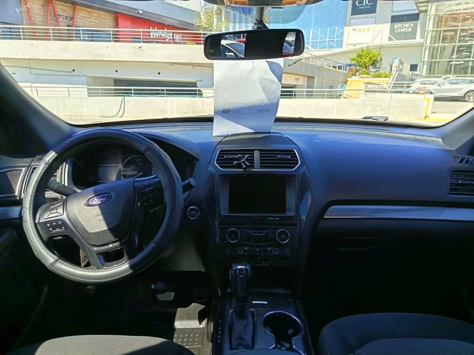 Ford Explorer XLT 4X2 5P. - Imagen 14