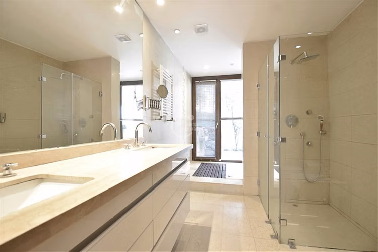 Casa Mediterranea en venta en Los Trapenses - Imagen 28