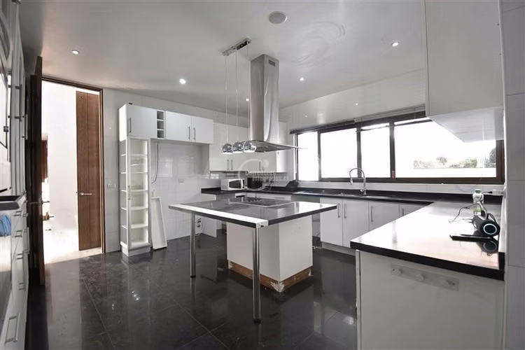 Casa Mediterranea en venta en Los Trapenses - Imagen 14
