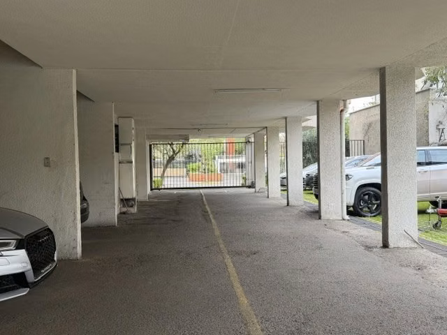 Depto recien remodelado excelente ubicacion providencia - Imagen 9