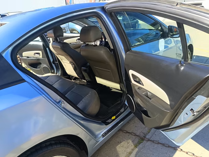 Chevrolet Cruze LS 4X2 AT 4P. - Imagen 10