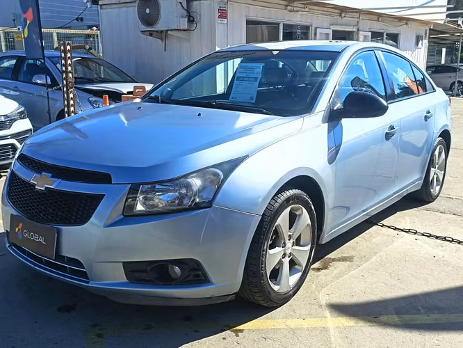 Chevrolet Cruze LS 4X2 AT 4P. - Imagen 2