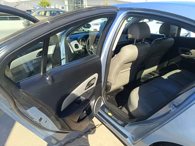 Chevrolet Cruze LS 4X2 AT 4P. - Imagen 15
