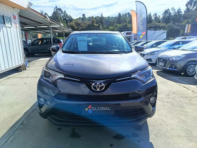 Toyota Rav4 2.0 - Imagen 3
