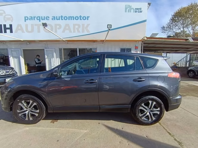 Toyota Rav4 2.0 - Imagen 11