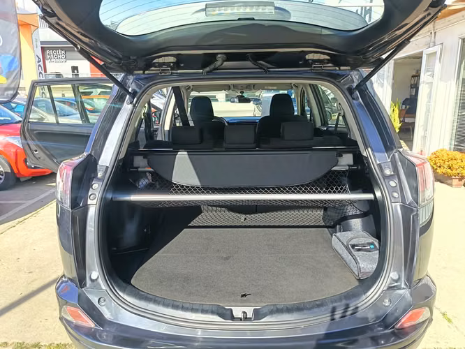 Toyota Rav4 2.0 - Imagen 13