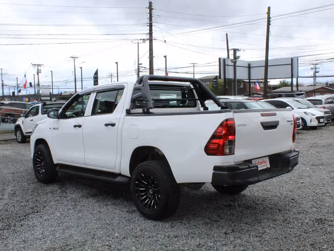 TOYOTA Hilux 2.4 2021 - Imagen 10