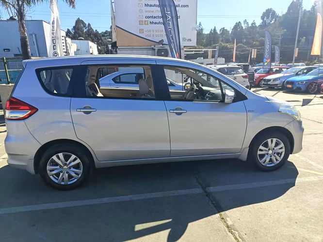 Suzuki Ertiga 1.4 GLS 4X2 MT 5P. - Imagen 11