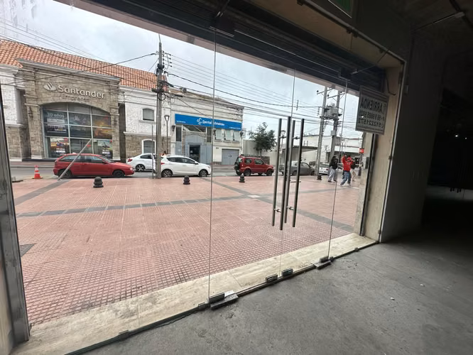 Arriendo Local Comercial 180 m2 Balmaceda #360, La Serena Centro - Imagen 2