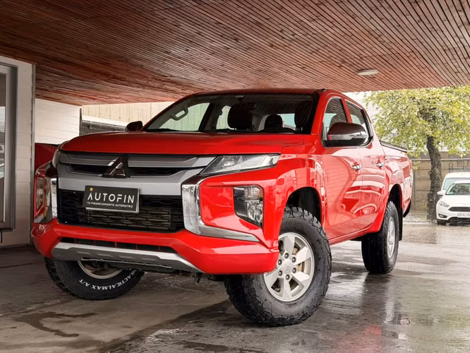 MITSUBISHI KATANA CRT 2023  1 DUEÑO - Imagen 2