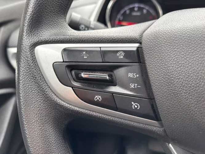 Chevrolet Tracker 1.2T LTZ R 4X2 AT 5P 2025 - Imagen 11