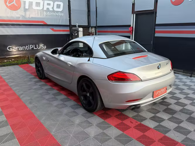 BMW Z4 23I 2.5 SDRIVE AUT (PIE DESDE $10.500.000)