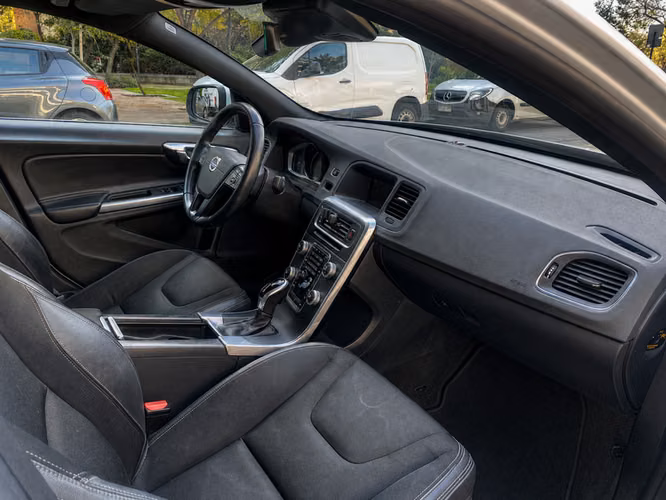 VOLVO S60 D2 2.0 - 2018 | 4594 - Imagen 18