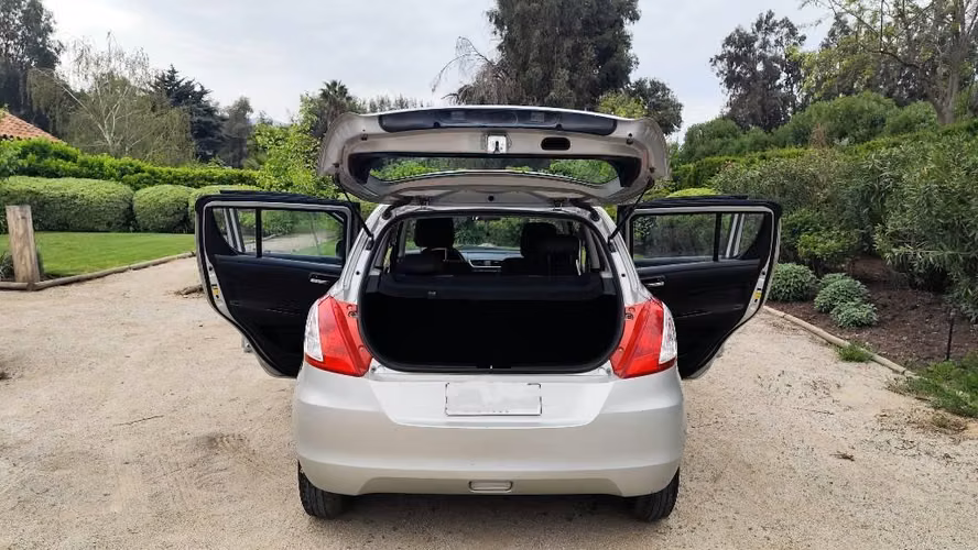 Suzuki Swift GL 2019 – Única dueña, 66.000 km - Imagen 5