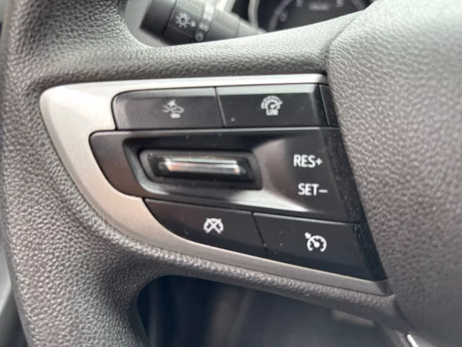 Chevrolet Tracker 1.2T LTZ R 4X2 AT 5P 2025 - Imagen 12